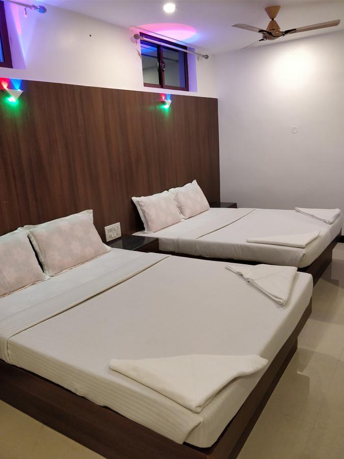 Ics Resiidency Hotel Kanchipuram Bagian luar foto