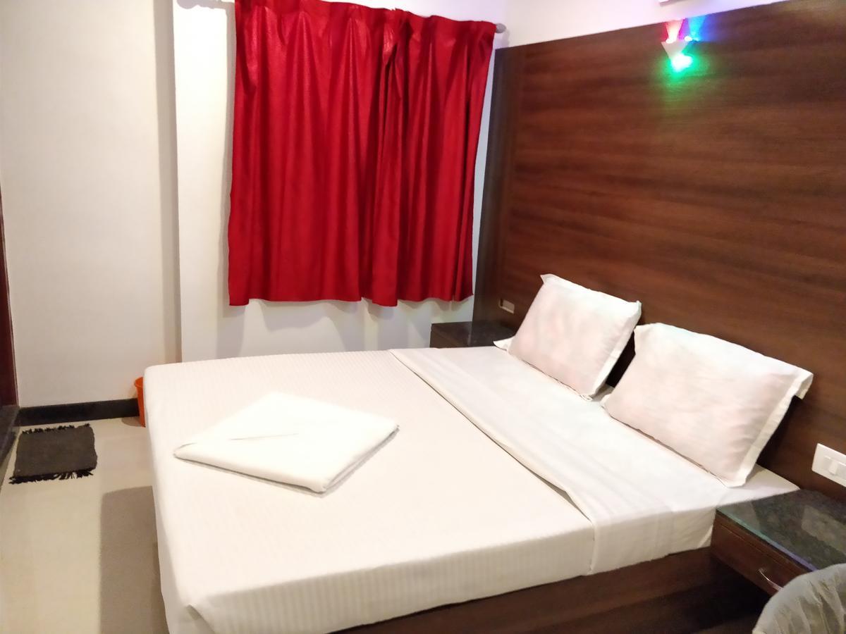 Ics Resiidency Hotel Kanchipuram Bagian luar foto