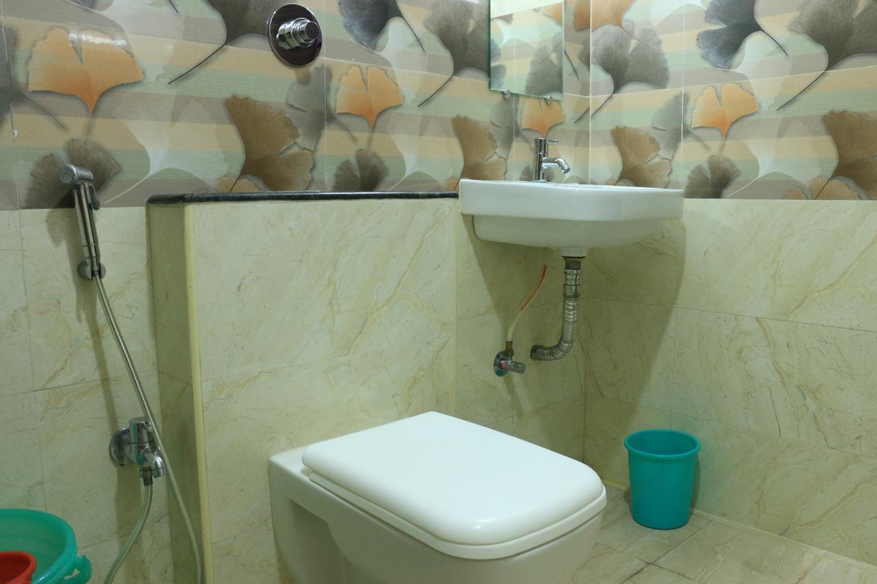 Ics Resiidency Hotel Kanchipuram Bagian luar foto